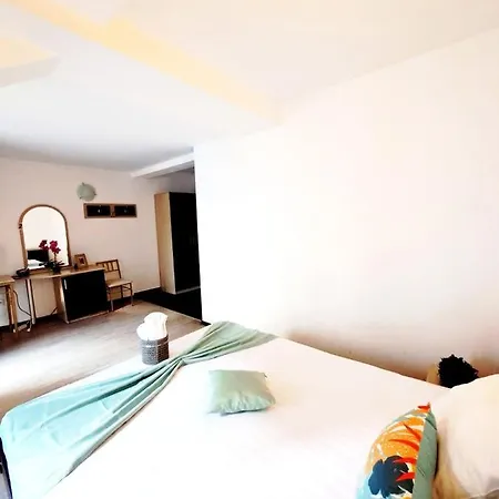 Hotel Veronica 3*