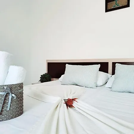 Veronica Hotel